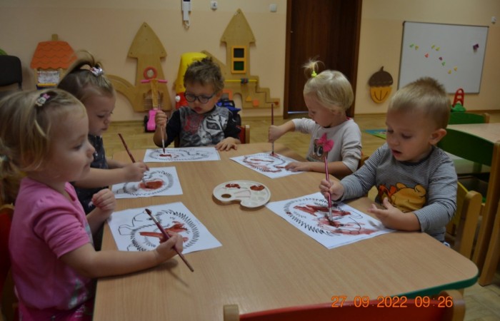 Misie poznają jeżyka