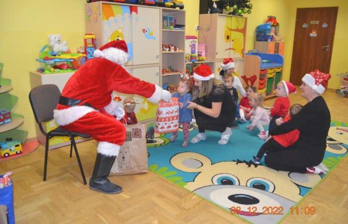 Wizyta Świętego Mikołaja u Żabek