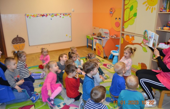 Ptaszki w karmniku