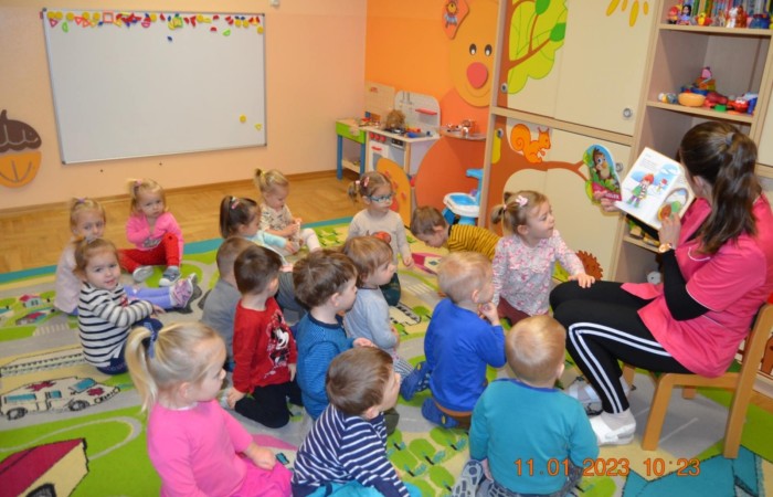 Ptaszki w karmniku
