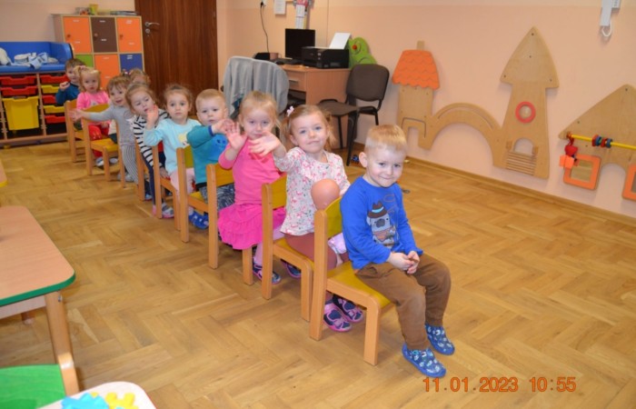 Ptaszki w karmniku