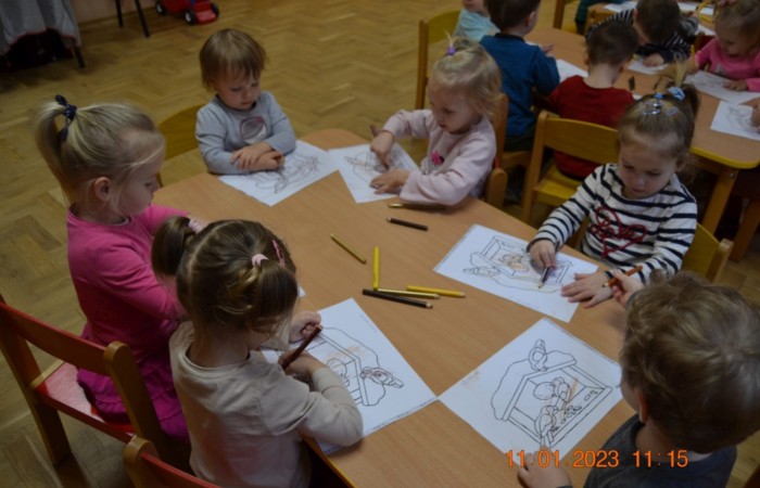 Ptaszki w karmniku