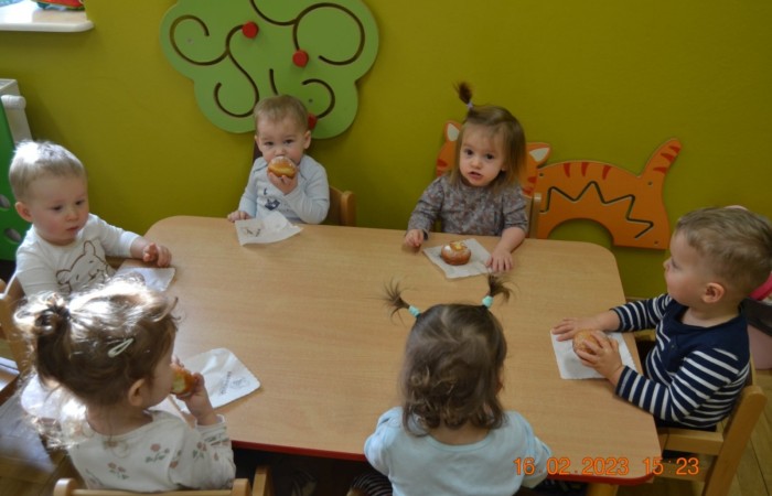 Dziś czwartek tłusty, czyli czas pączkowej rozpusty