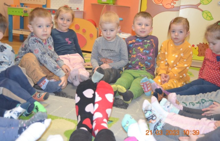 Dzień kolorowej skarpetki u Misiów