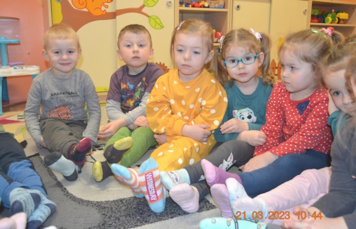 Dzień kolorowej skarpetki u Misiów