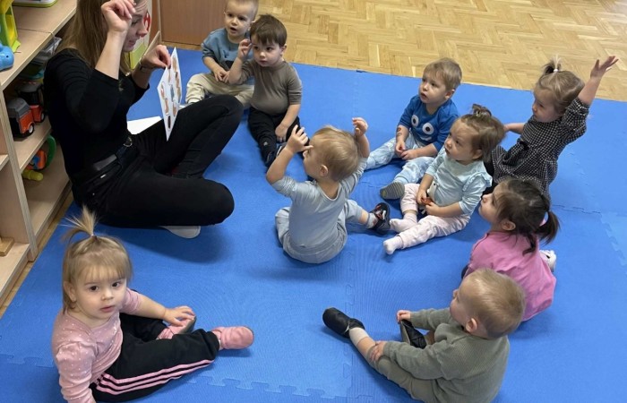 Żabki poznają części ciała