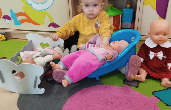 Zabawy dowolne na krasnalach