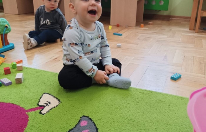 Zabawy dowolne na krasnalach