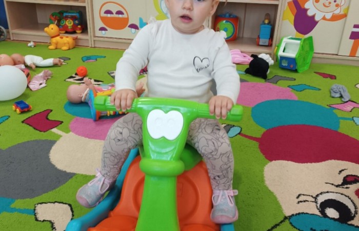 Zabawy dowolne na krasnalach
